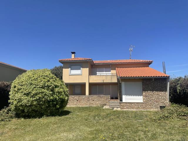 Casa-chalet en Venta en Calle de Baños, 10 en La Calzada de Béjar