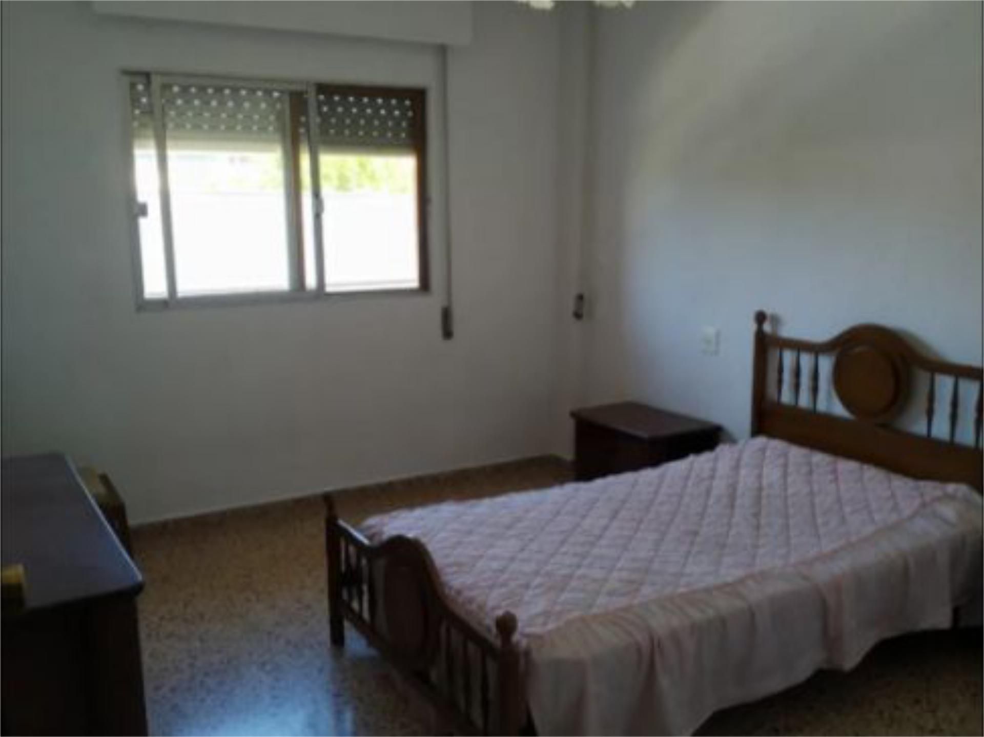 Bedroom of Flat for sale in Mogente / Moixent  with Air Conditioner, Storage room and Furnished