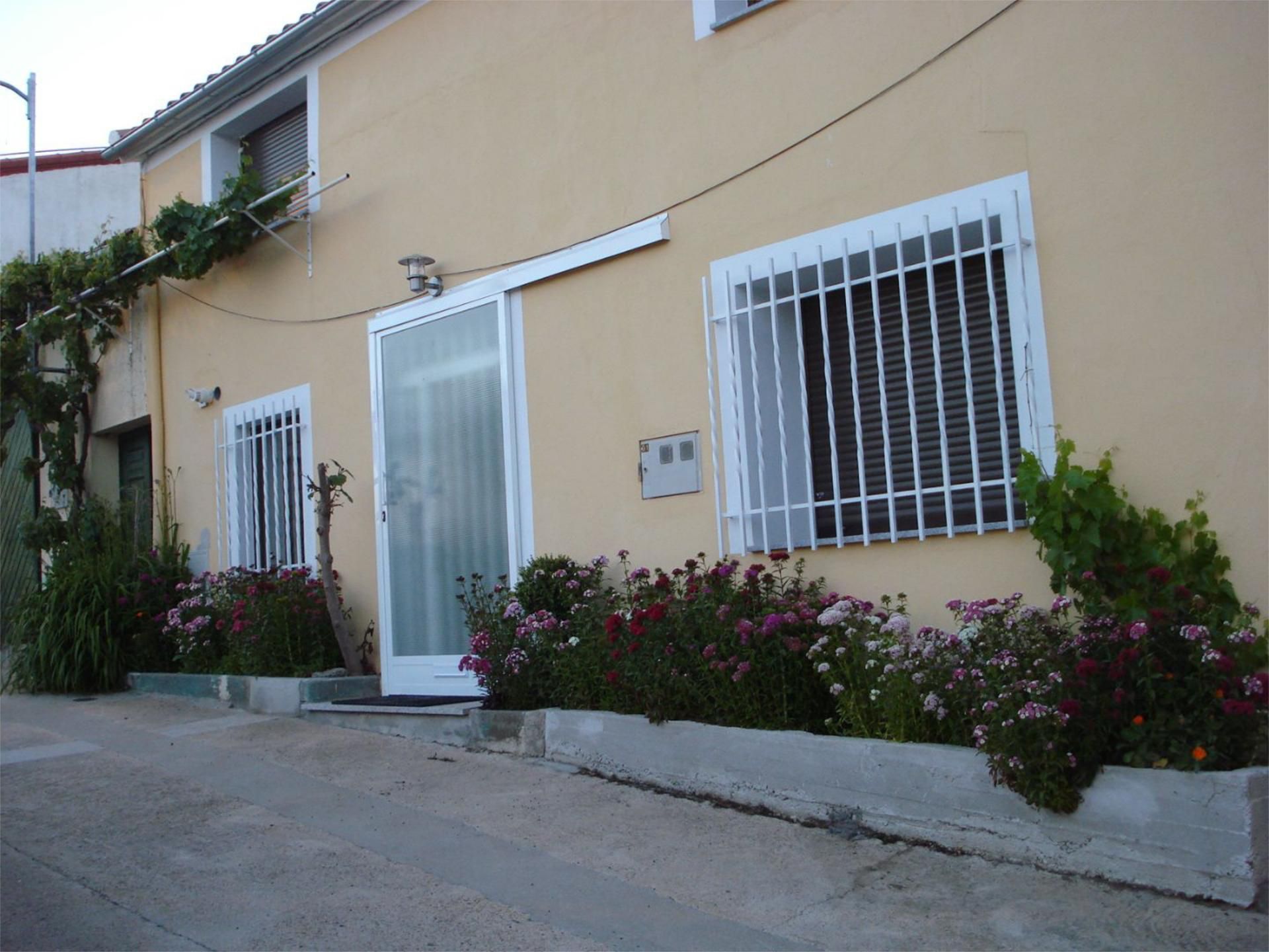 Vista exterior de Casa o xalet en venda en Guijuelo