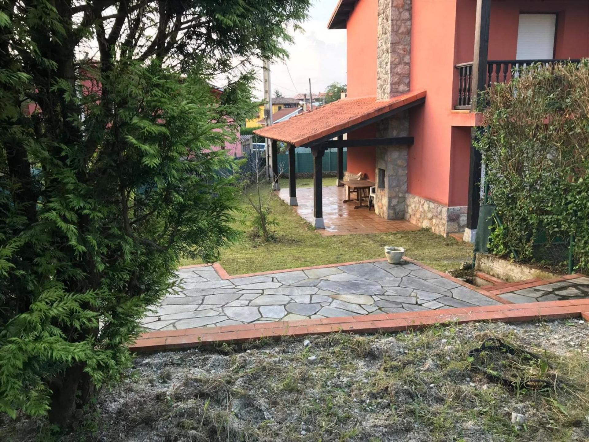Terrace of House or chalet for sale in Llanes  with Balcony