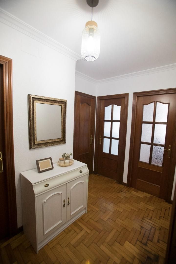 Apartament de lloguer en Gijón  amb Calefacció, Parquet i Moblat