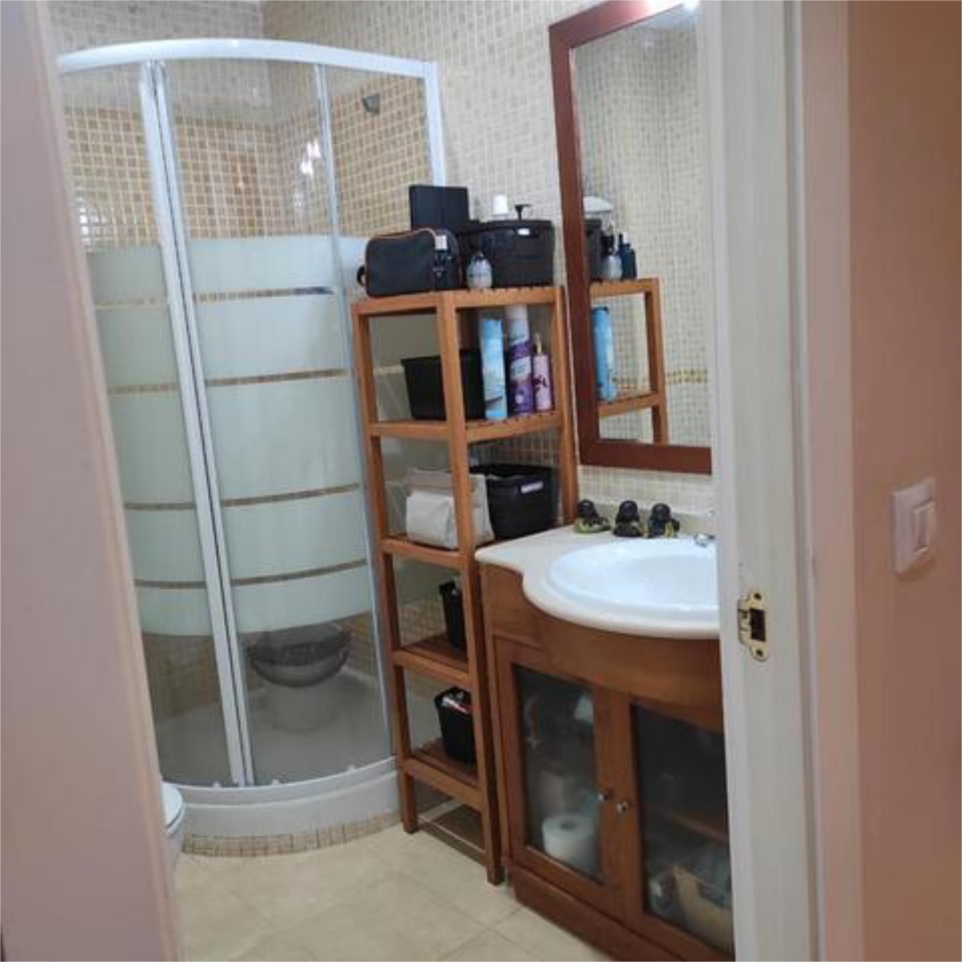 Bathroom of Flat to rent in San Fernando  with Furnished