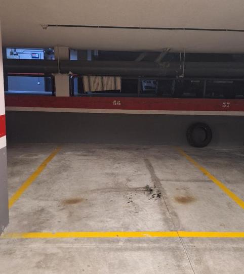 Foto 2 de Garatge de lloguer a Calle Sanguin, Aranguren, Navarra