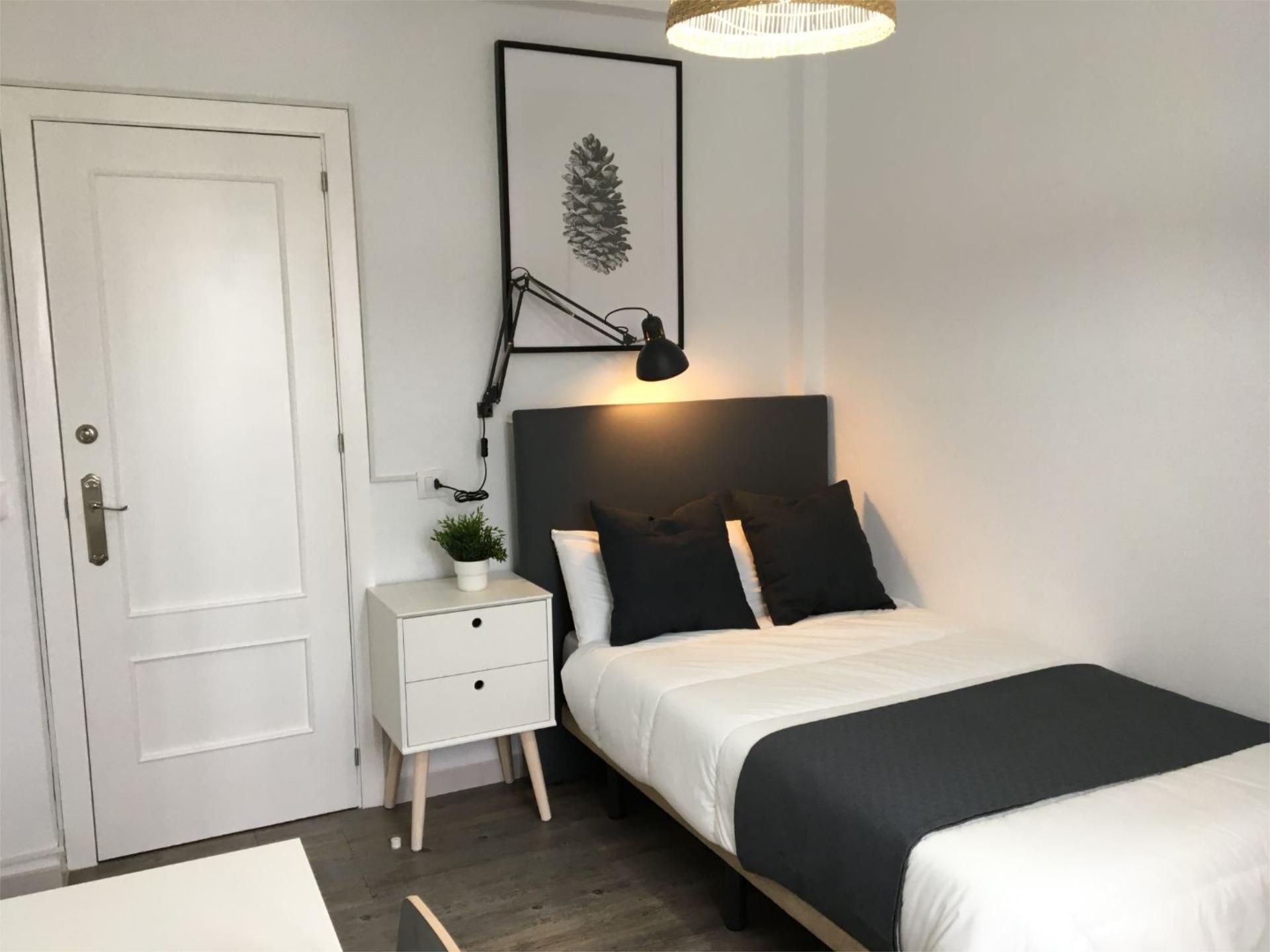Flat to share in Avenida de la Universidad, 4, El Retiro - La Vid