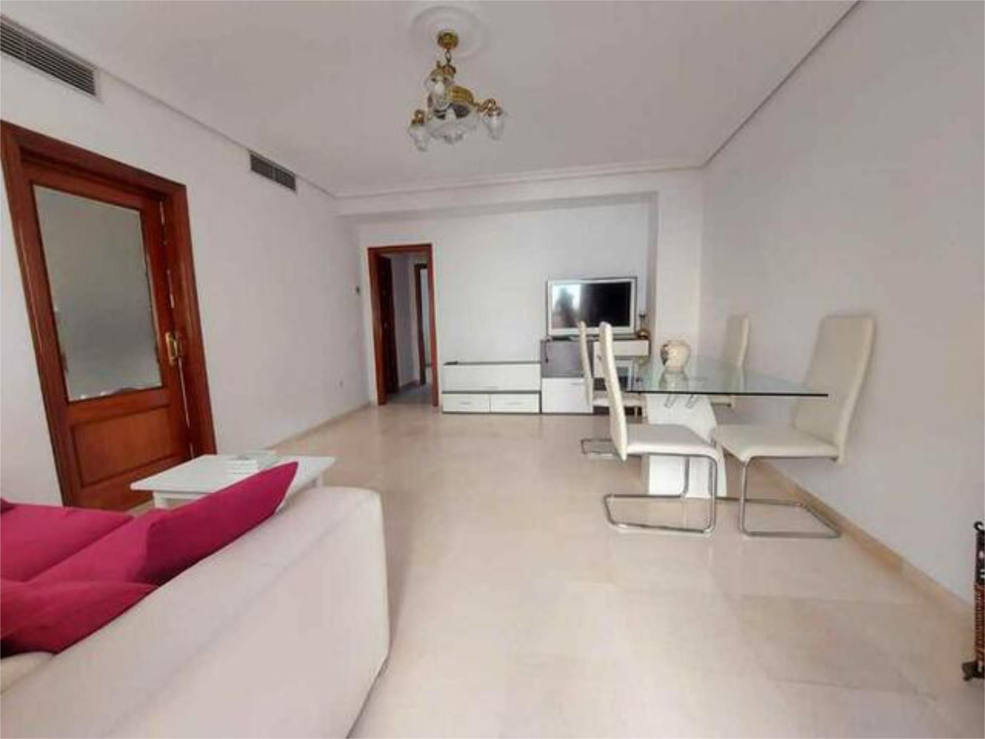 Living room of Flat to rent in  Sevilla Capital  with Heating, Terrace and Storage room