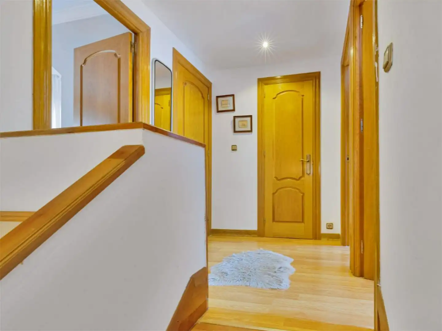 Houses for sale in Calle Monaguillo, 1, Los Boliches Houses for sale in Fuengirola with Air Conditioner, Private garden and Parquet flooring