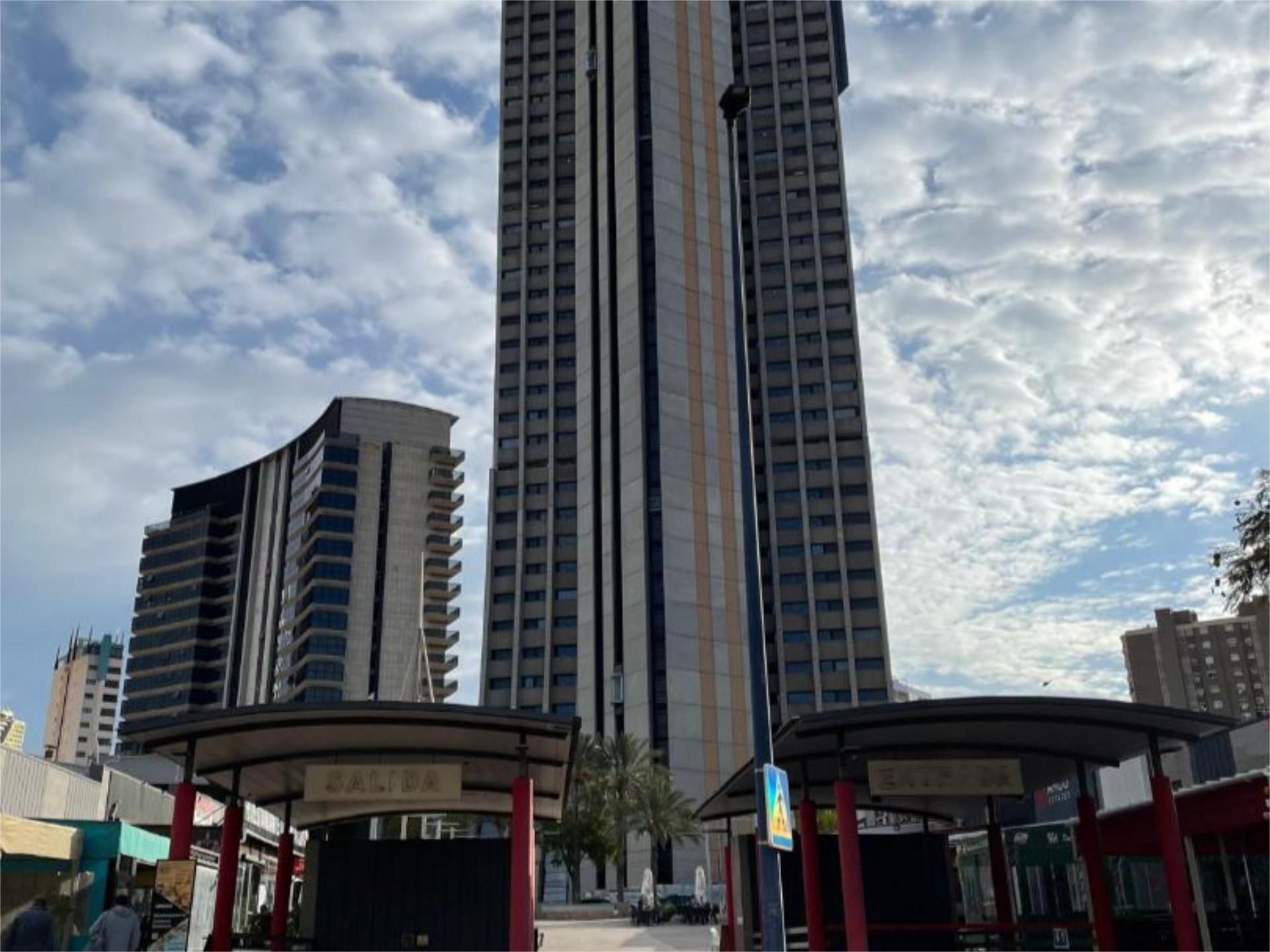 Vista exterior de Garaje de alquiler en Benidorm