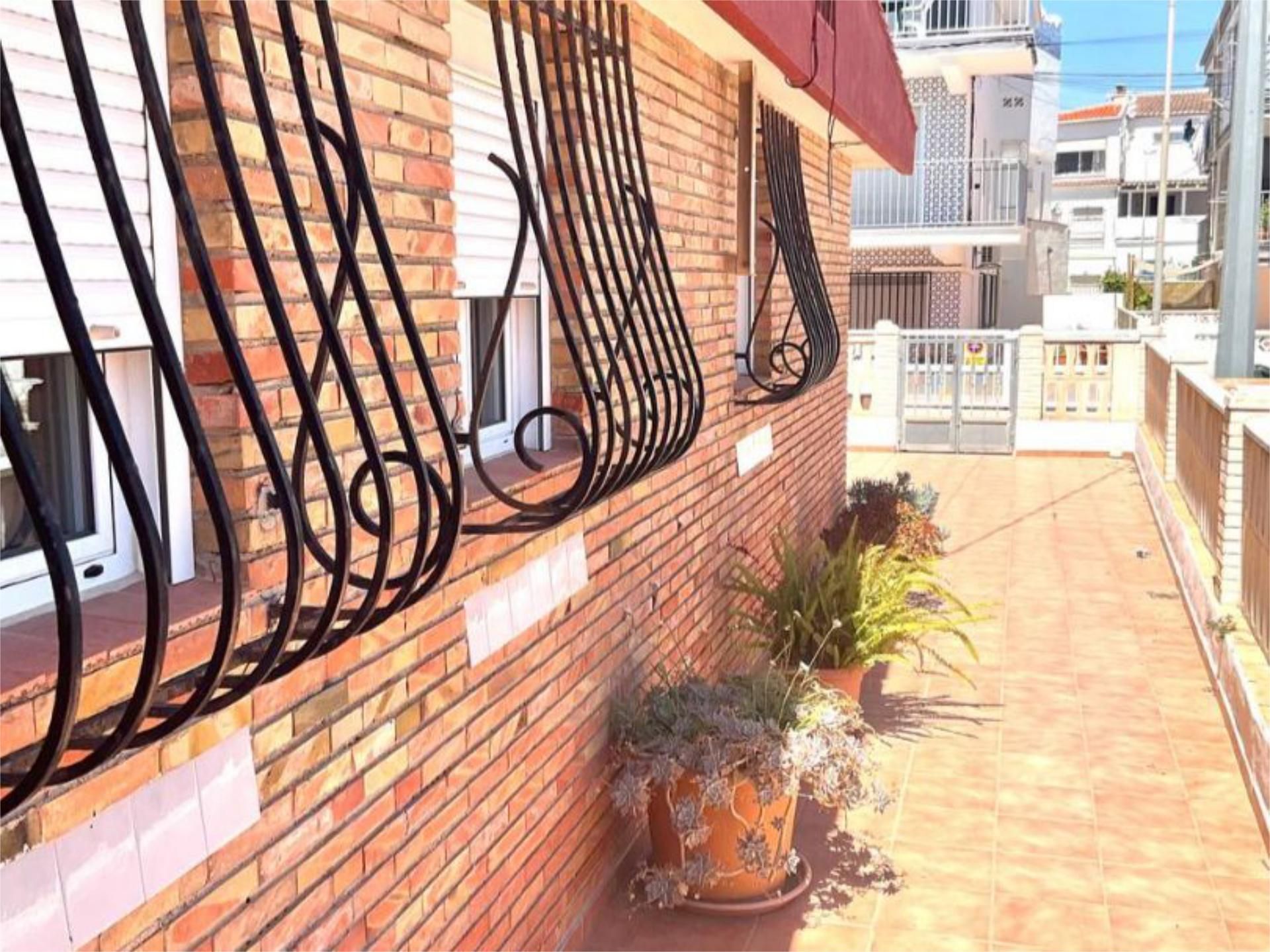 Balcony of House or chalet to rent in Oliva  with Air Conditioner, Heating and Terrace