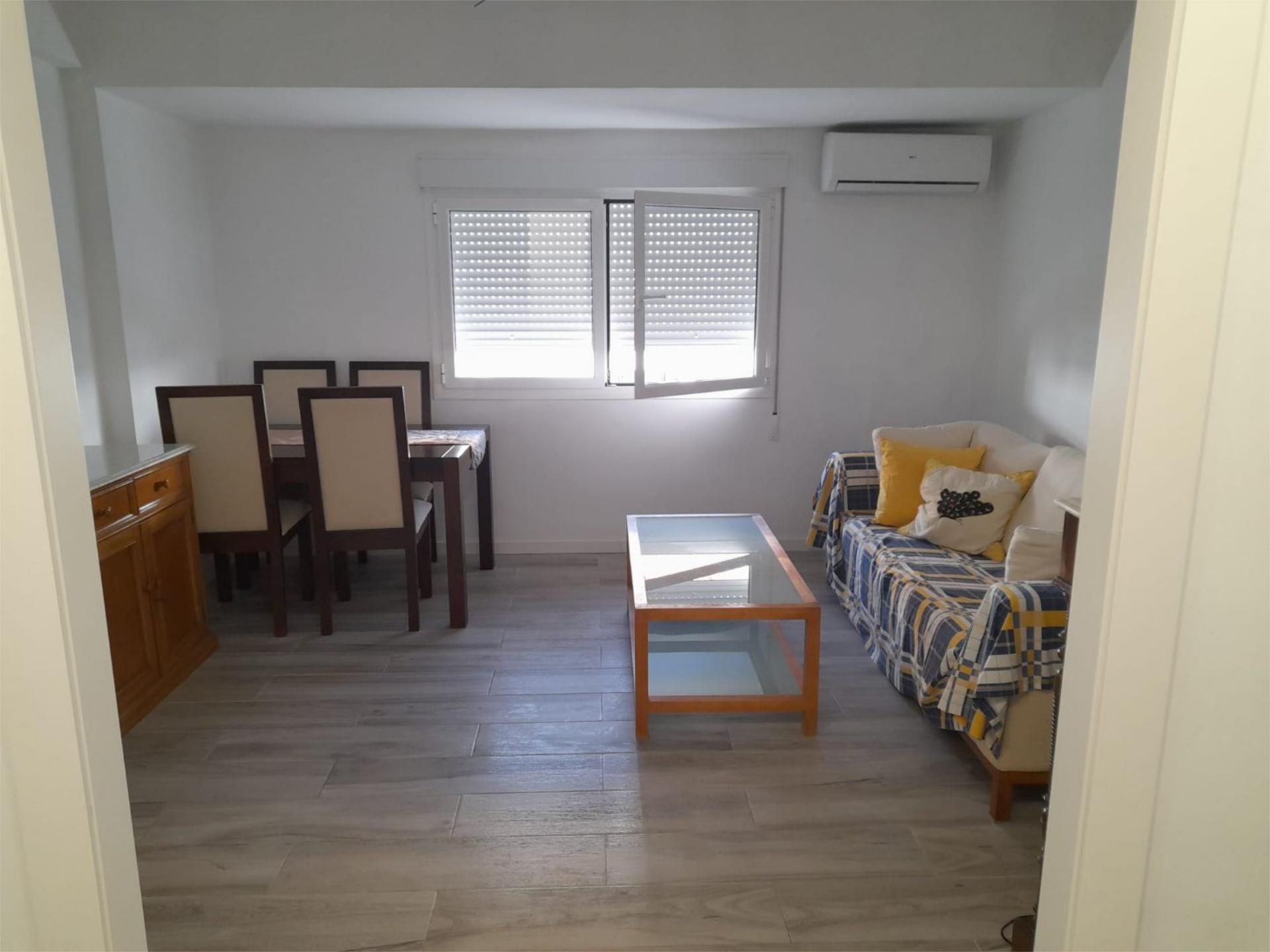 Flat to rent in Calle Adelardo Covarsí, 3, Sur