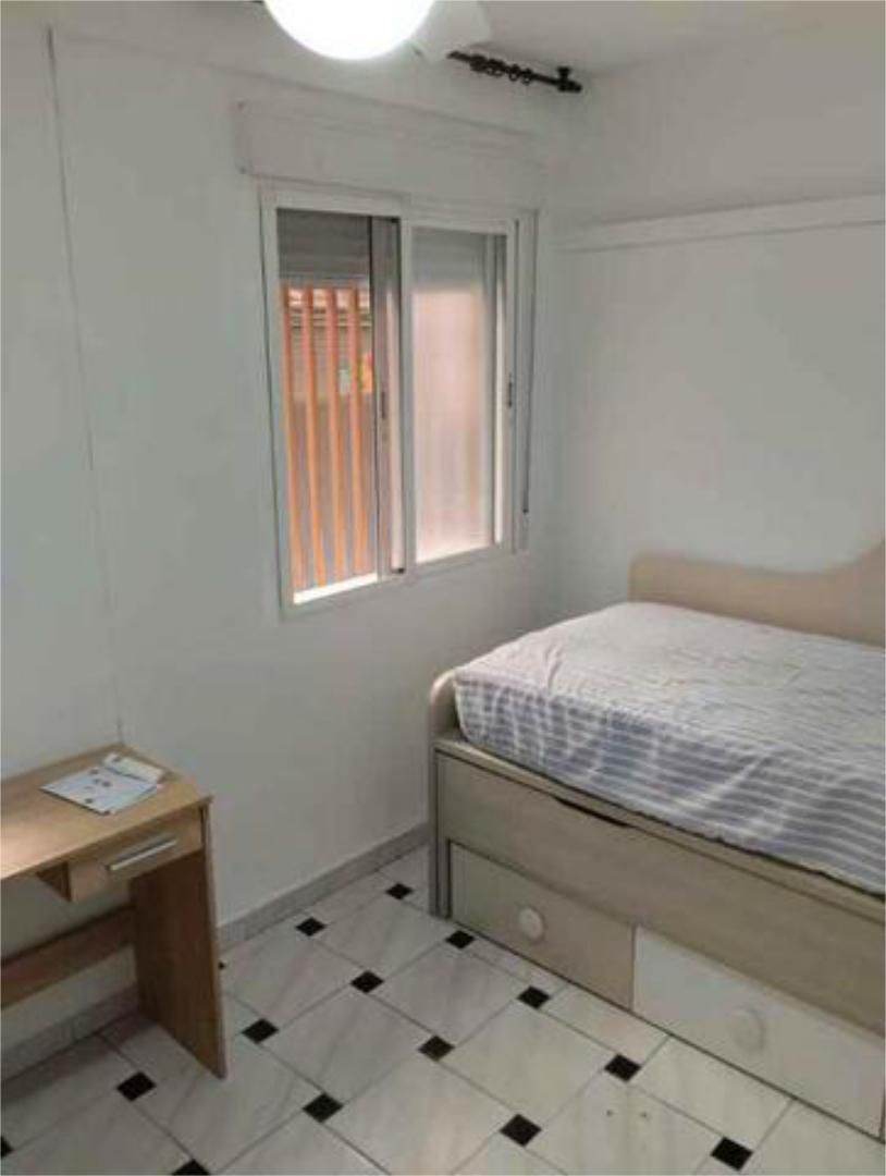 Bedroom of Flat to share in  Córdoba Capital