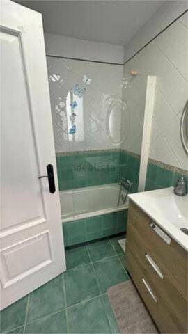 Casa adosada en Venta en Camposoto - Gallineras