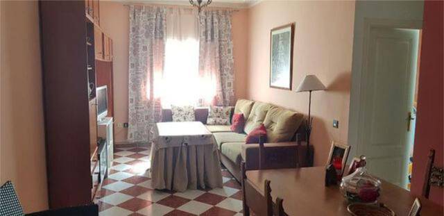 Piso en Venta en Cantillana