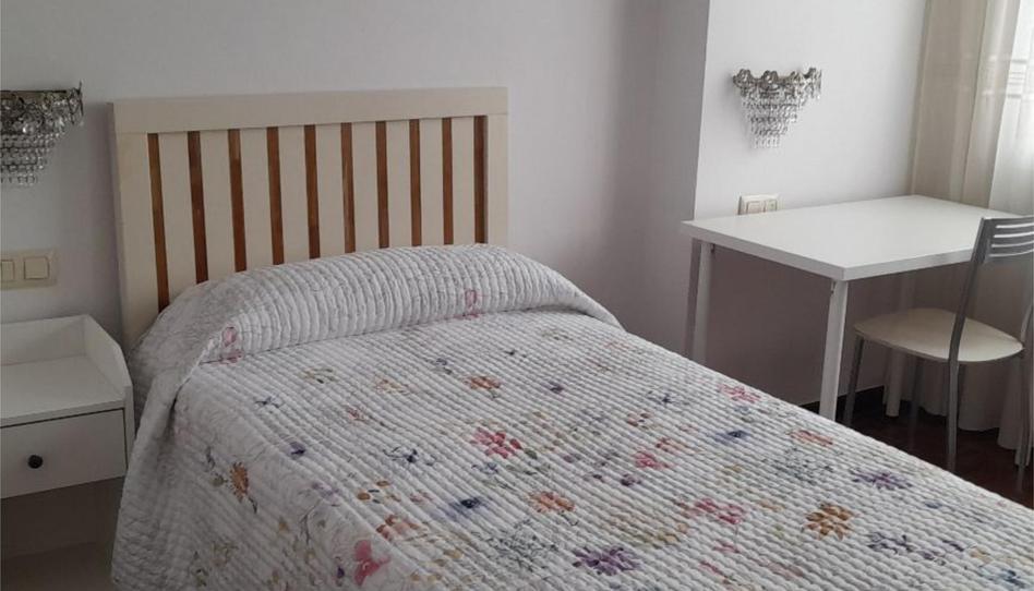 Foto 1 de Pis per a compartir a Rúa Comercio, 5, Agra del Orzán - Ventorrillo, A Coruña