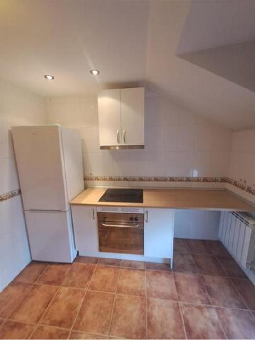 Kitchen of Attic for sale in Santovenia de Pisuerga  with Heating, Terrace and Storage room