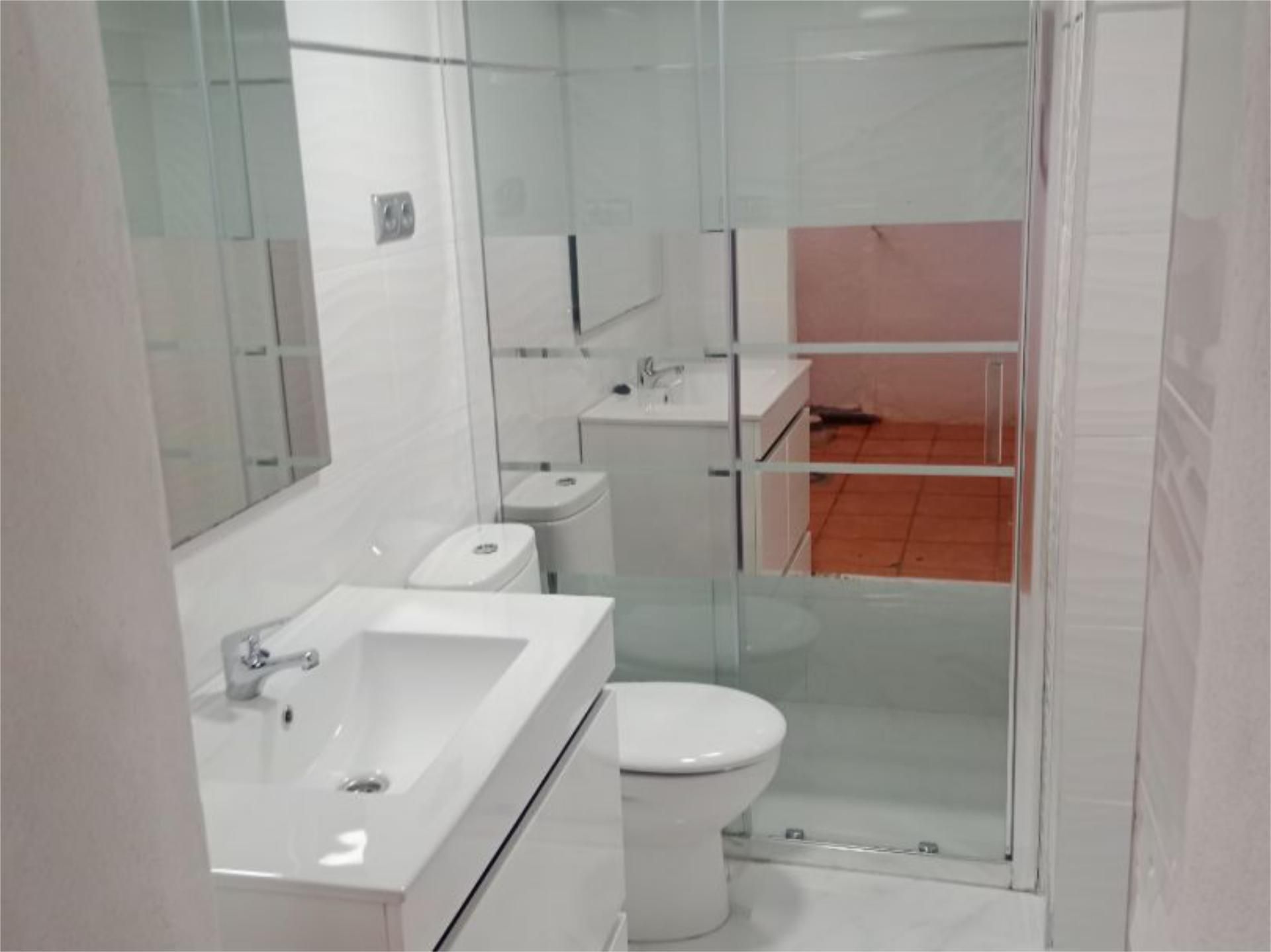 Bathroom of Planta baja for sale in Cijuela