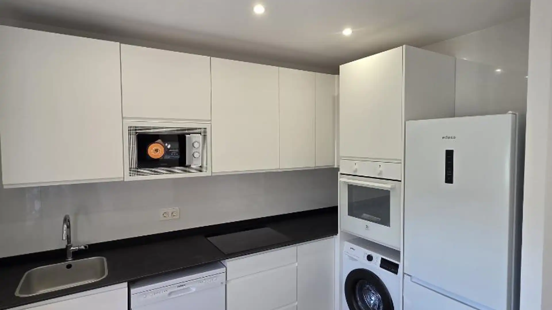 Flat for sale in Parroquias Sur - La Manjoya Kitchen of Flat for sale in Oviedo