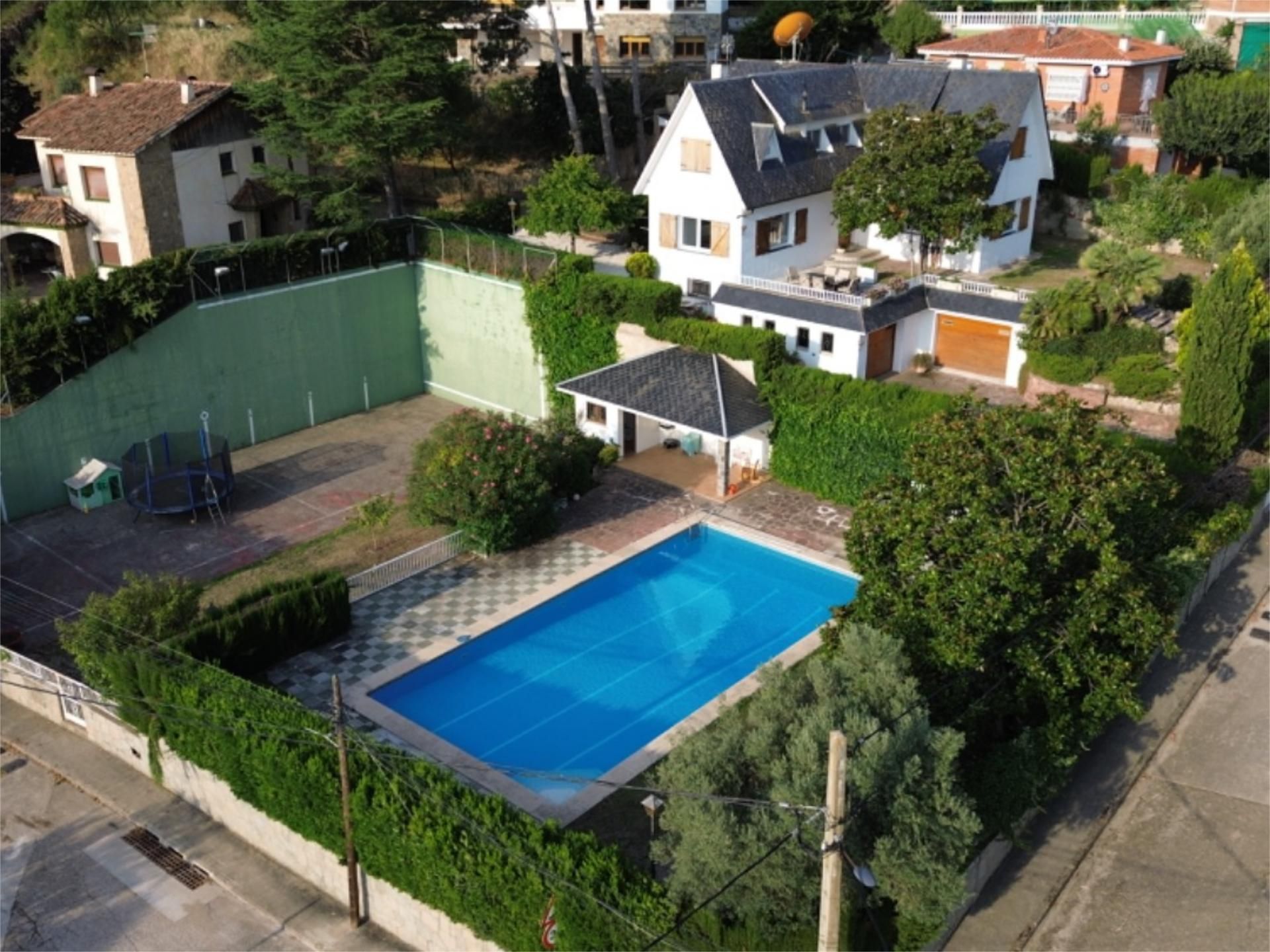 Piscina de Pis en venda en Bigues i Riells del Fai amb Aire condicionat, Calefacció i Jardí privat