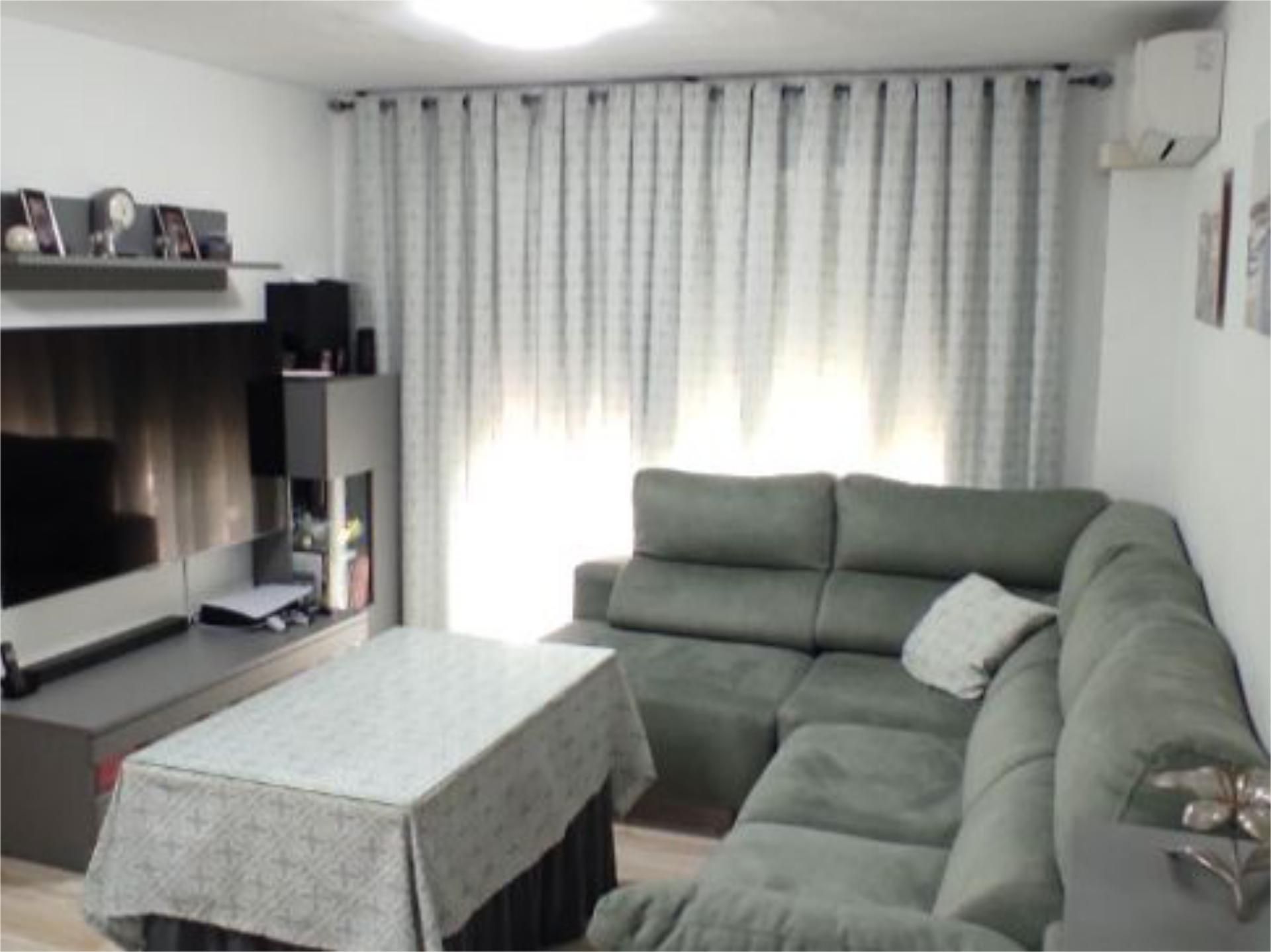 Living room of Flat for sale in San Fernando  with Air Conditioner