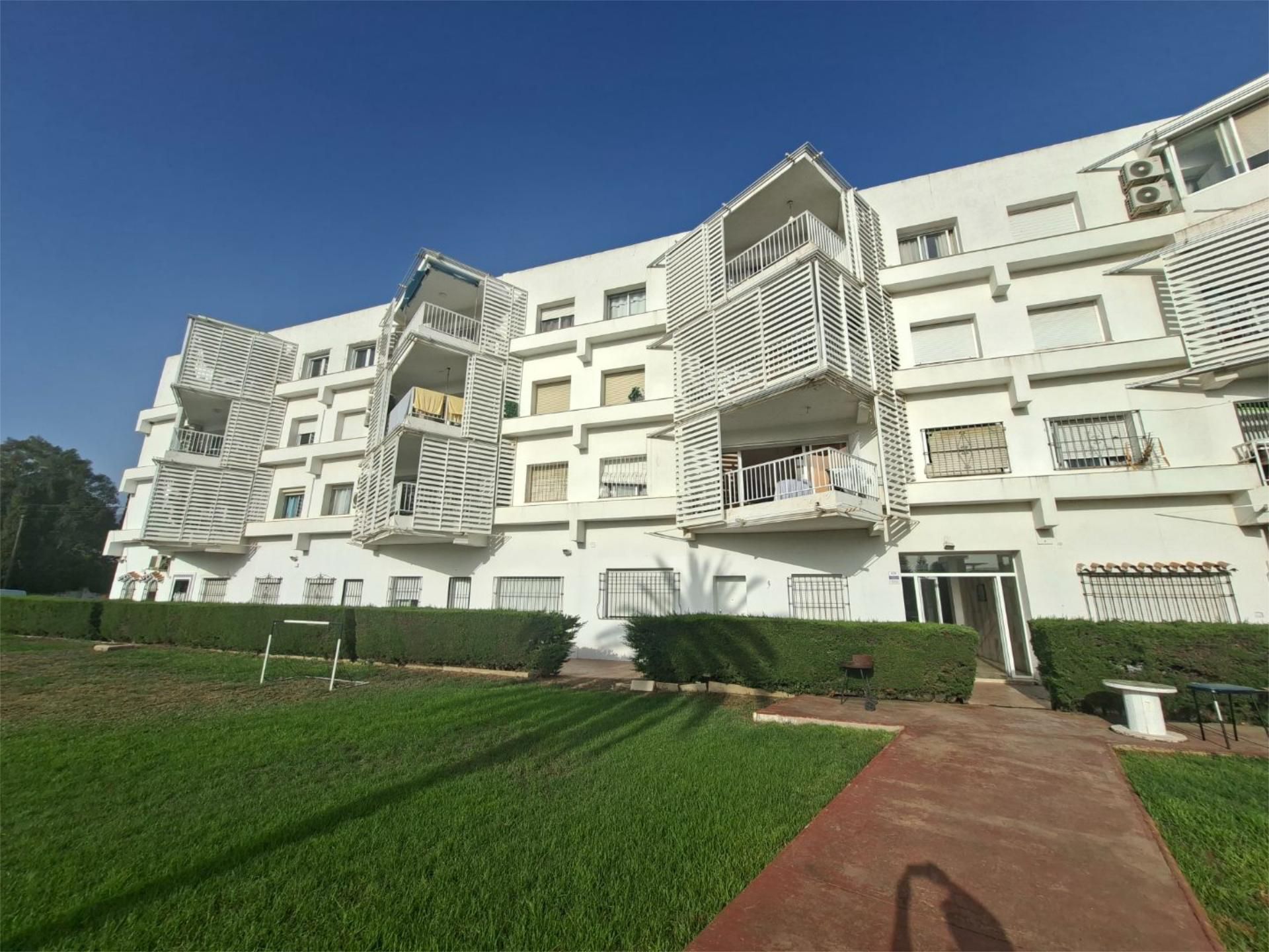 Vista exterior de Piso en venta en Marbella