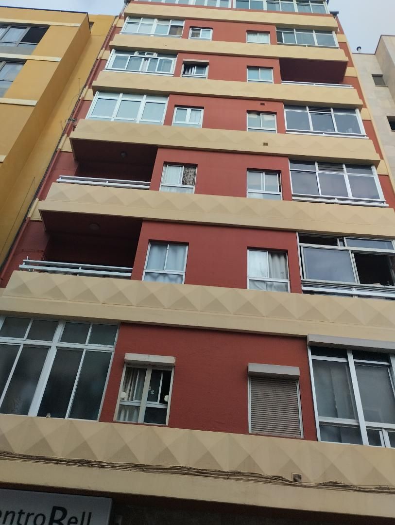 Vista exterior de Apartament de lloguer en Las Palmas de Gran Canaria amb Moblat, Rentadora i Videoporter