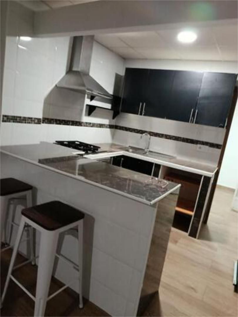 Cocina de Piso de alquiler en  Murcia Capital con Calefacción, Trastero y Amueblado