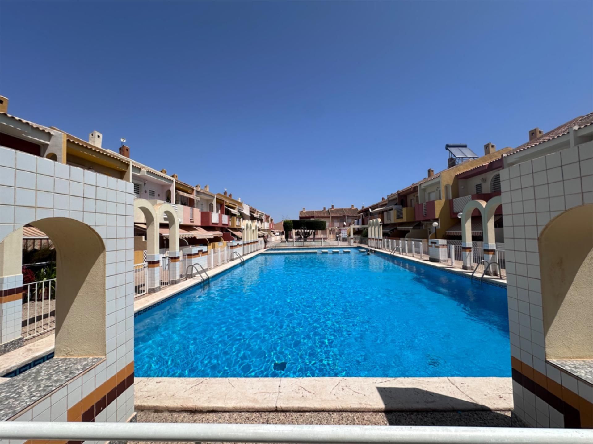 Piscina de Casa adosada en venda en San Javier amb Aire condicionat, Terrassa i Piscina