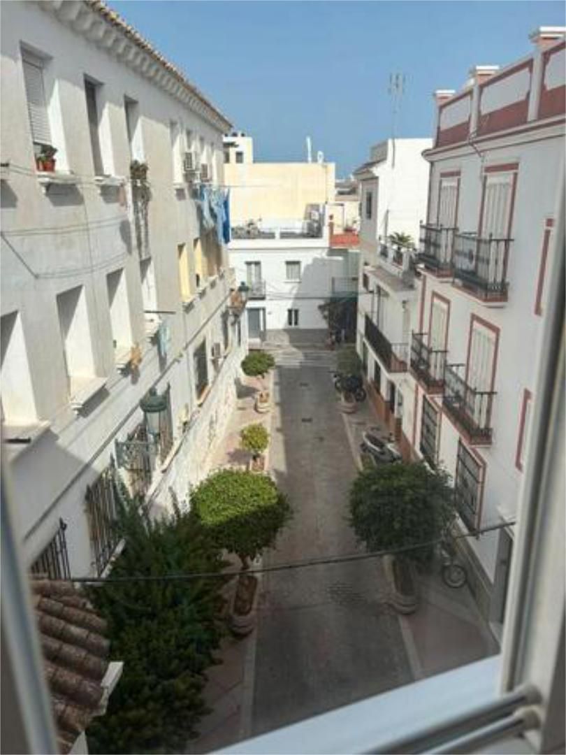 Vista exterior de Apartamento de alquiler en Nerja con Terraza
