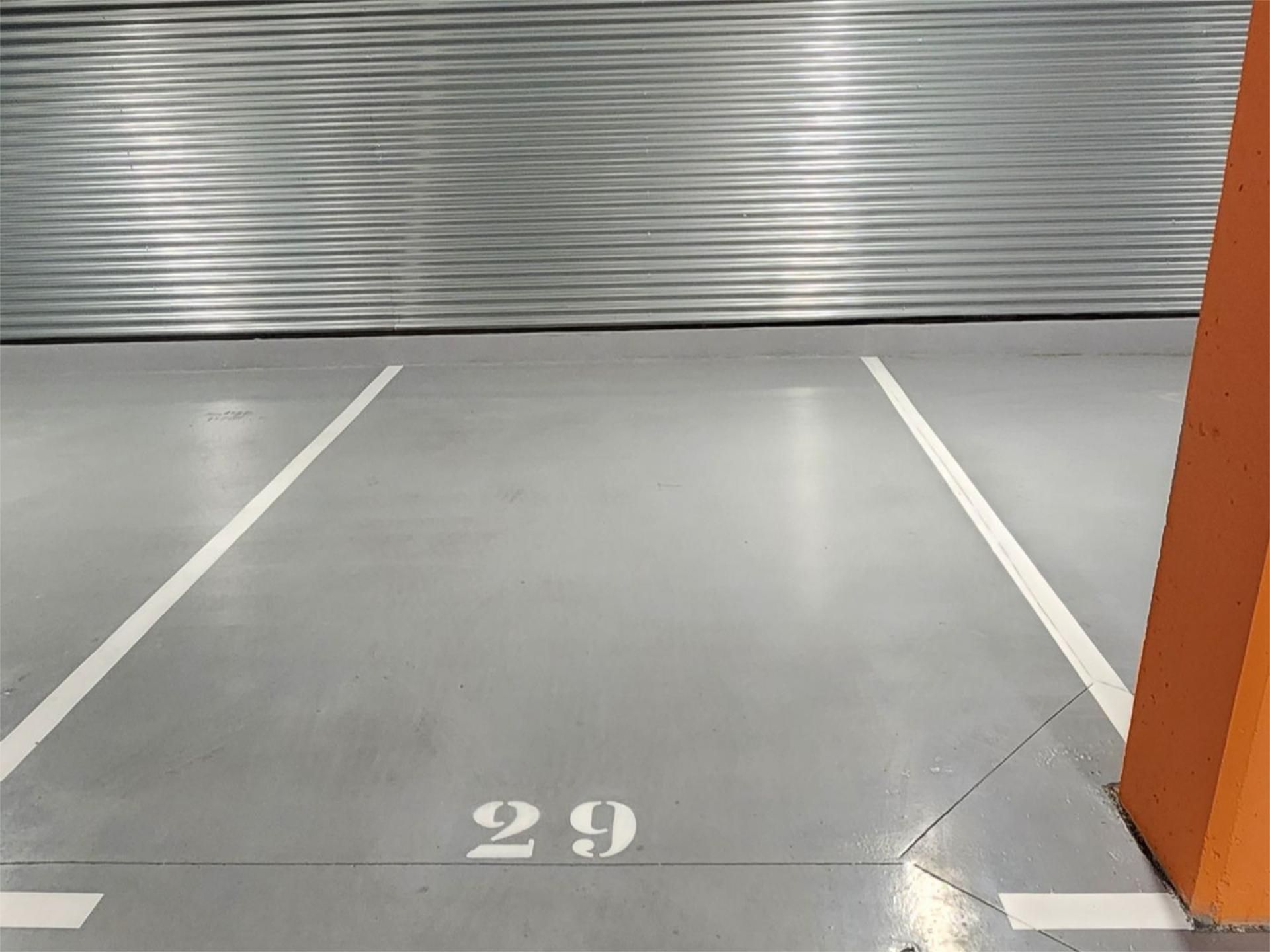 Parking of Garage to rent in Urduliz
