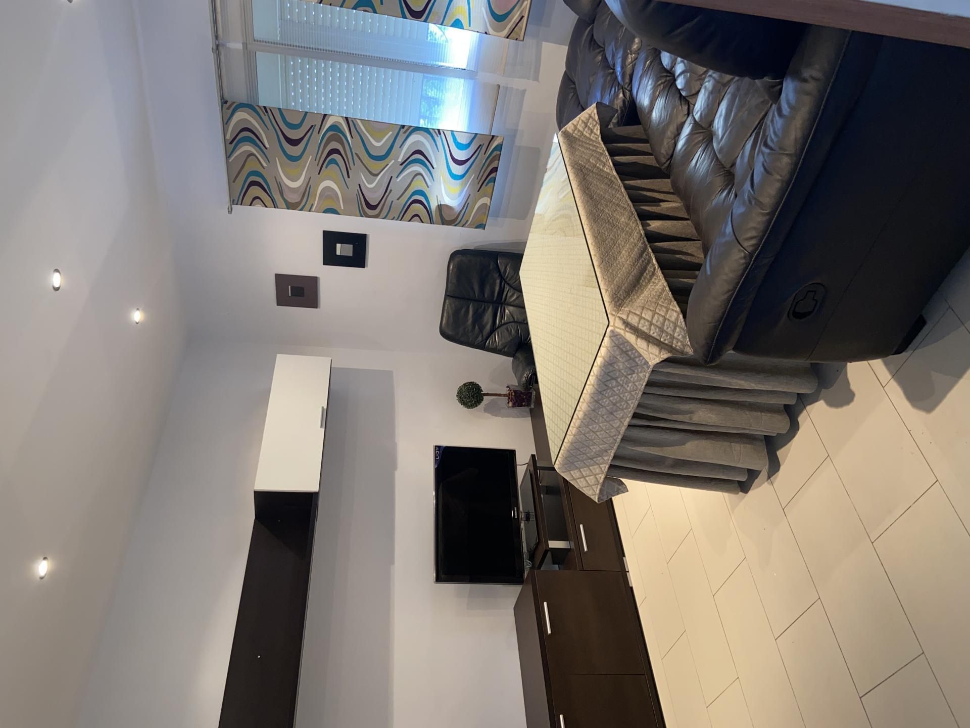 Living room of Flat for sale in La Rinconada  with Air Conditioner, Heating and Parquet flooring