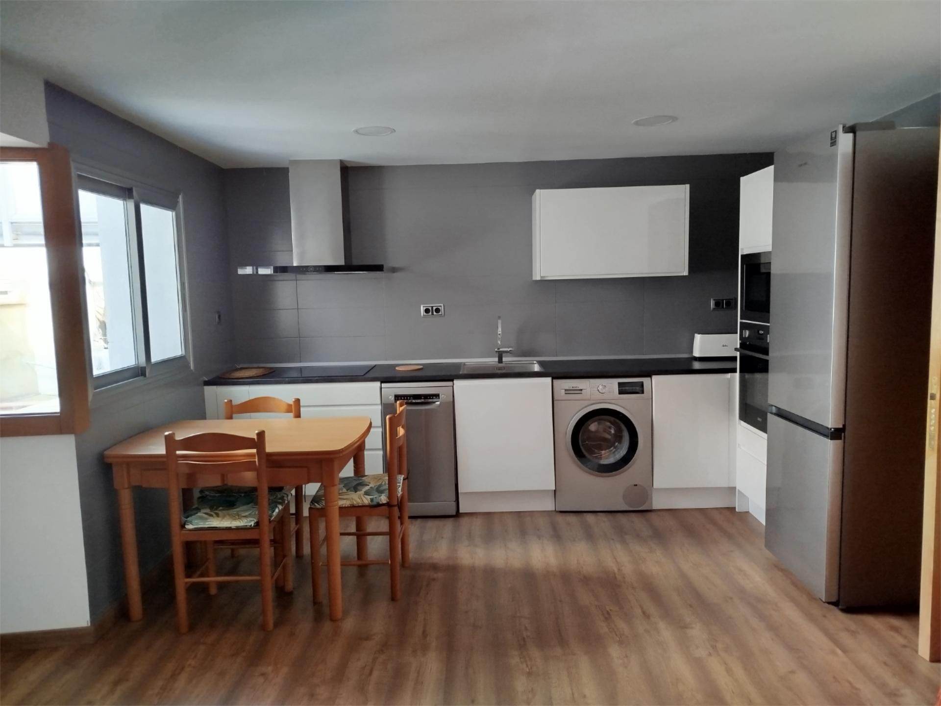 Cuina de Pis de lloguer en Andorra (Teruel) amb Aire condicionat, Calefacció i Parquet