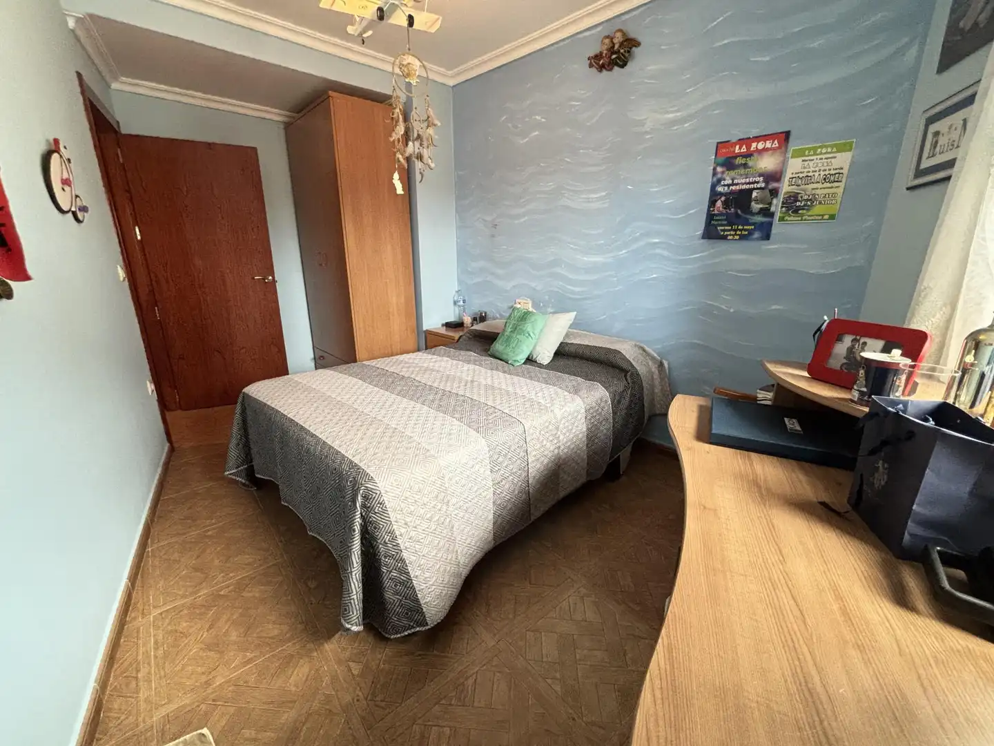 Casa adosada en venta en Calle de la Fragua, 34, Robledo Habitación de Casa adosada en venta en Robledo con Calefacción, Parquet y Terraza
