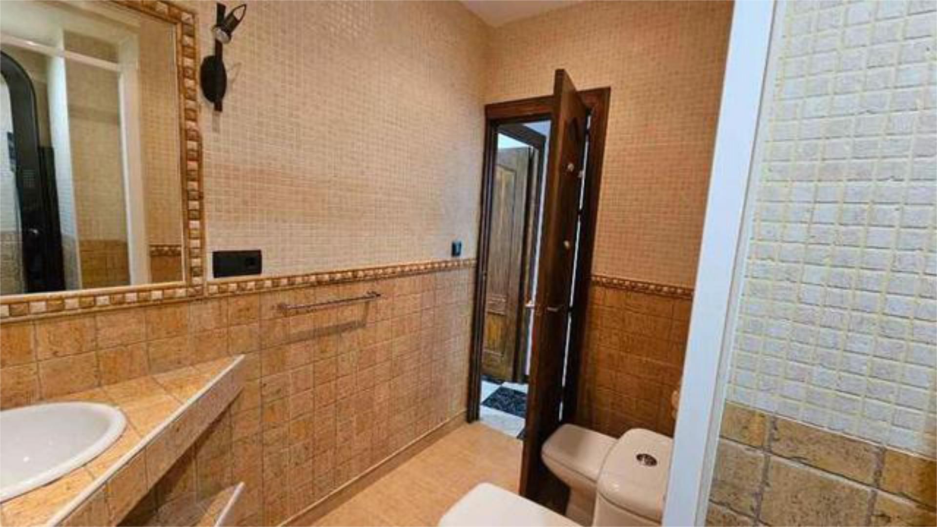 Bany de Apartament per a compartir en Úbeda