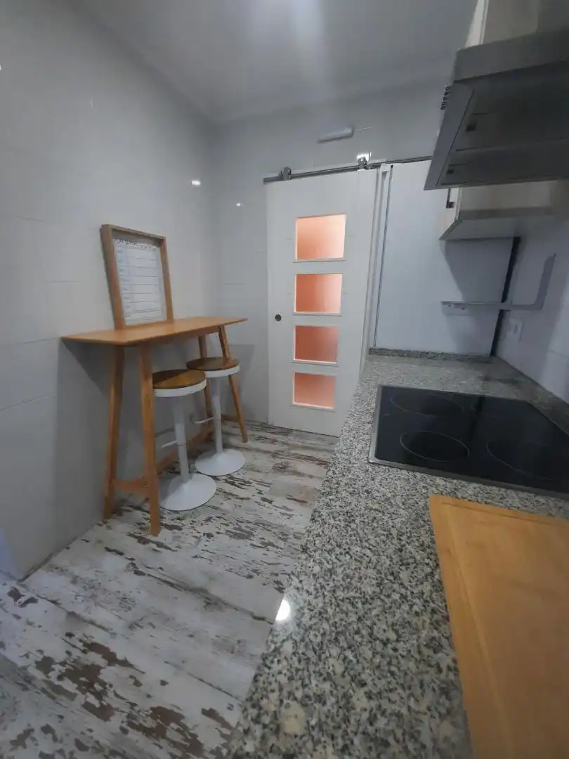 Wohnung zur Miete in Calle Mendaro, 15, Núcleo urbano Wohnung zur Miete in Calle Mendaro, 15, Núcleo urbano
