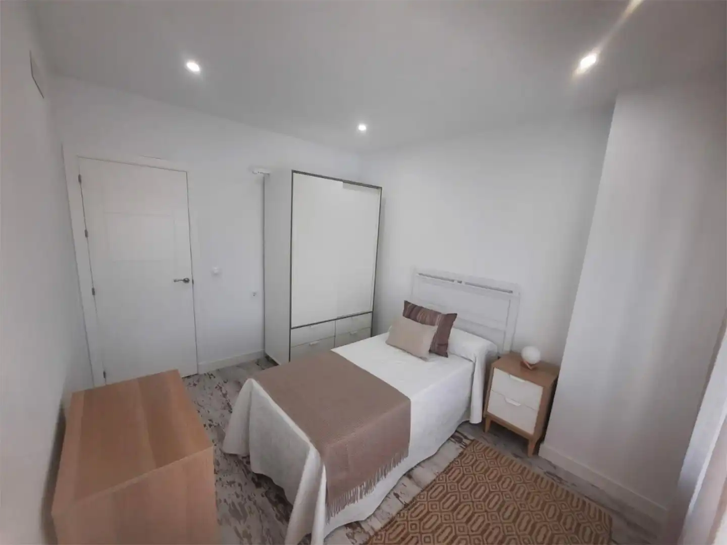 Wohnung zur Miete in Calle Mendaro, 15, Núcleo urbano Wohnung zur Miete in Calle Mendaro, 15, Núcleo urbano