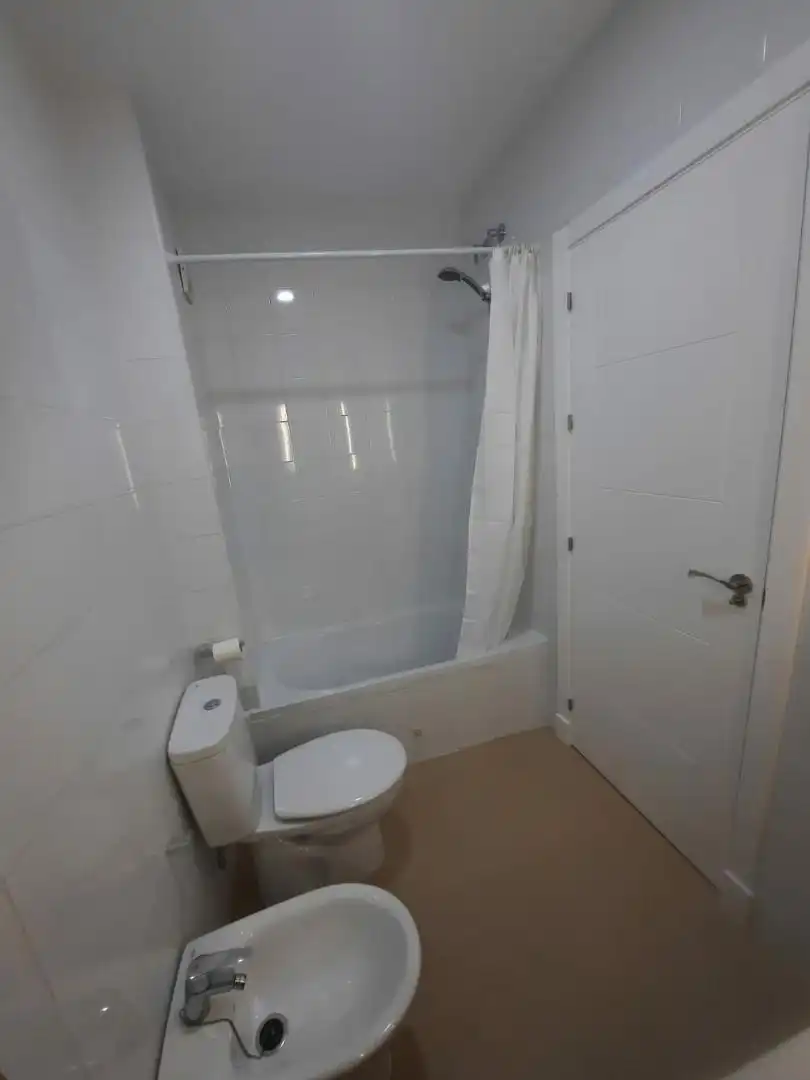 Wohnung zur Miete in Calle Mendaro, 15, Núcleo urbano Wohnung zur Miete in Calle Mendaro, 15, Núcleo urbano