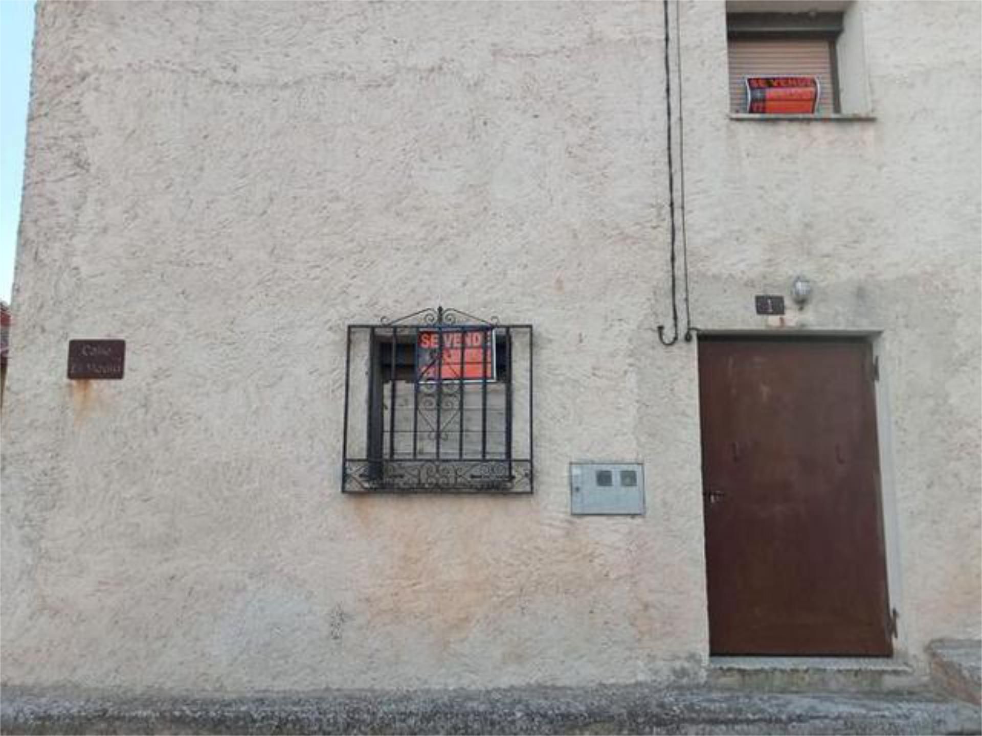 Vista exterior de Casa o xalet en venda en Alcubilla de Avellaneda amb Calefacció i Traster