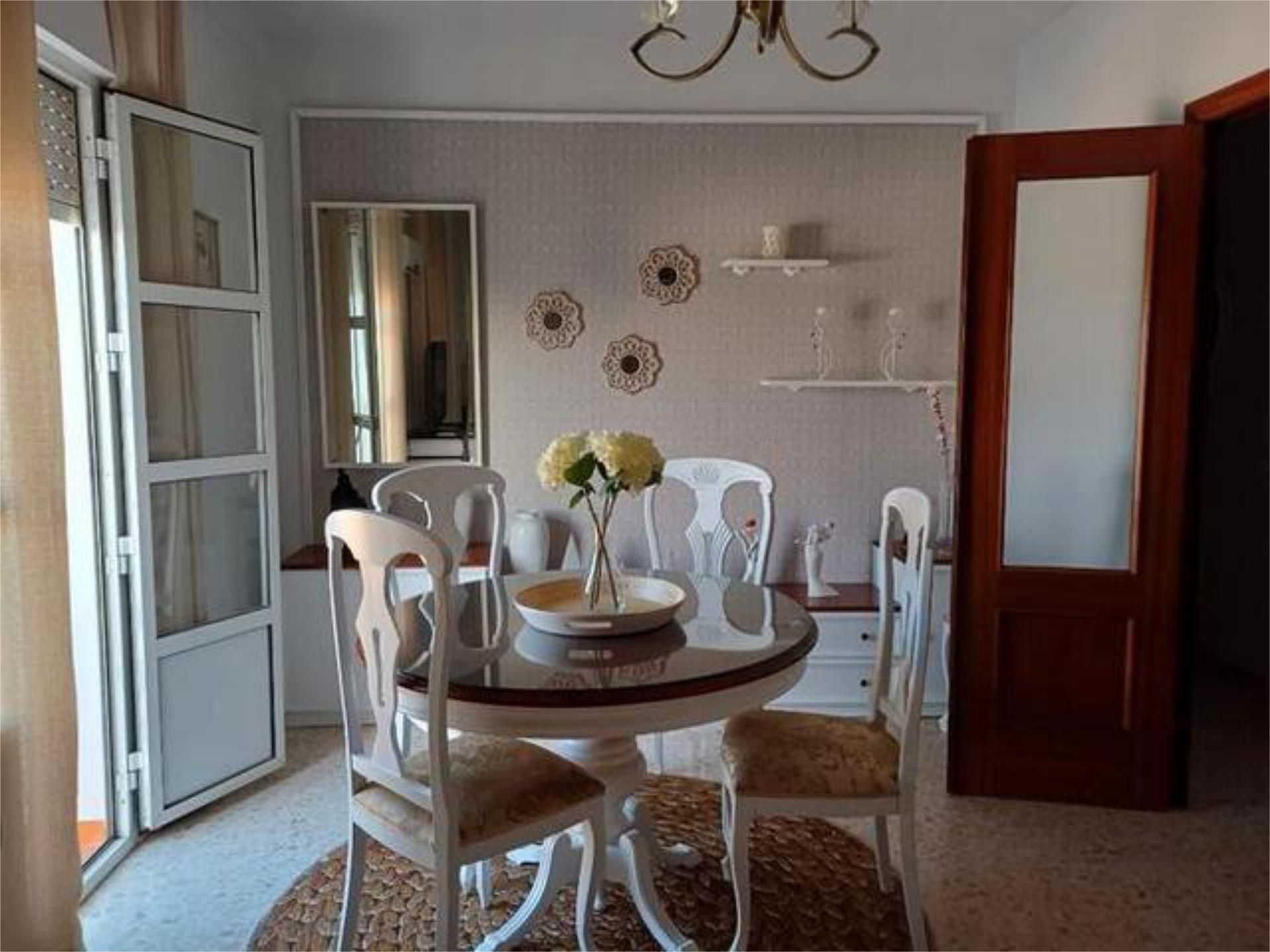 Dining room of Flat to share in Estepa  with Storage room and Furnished