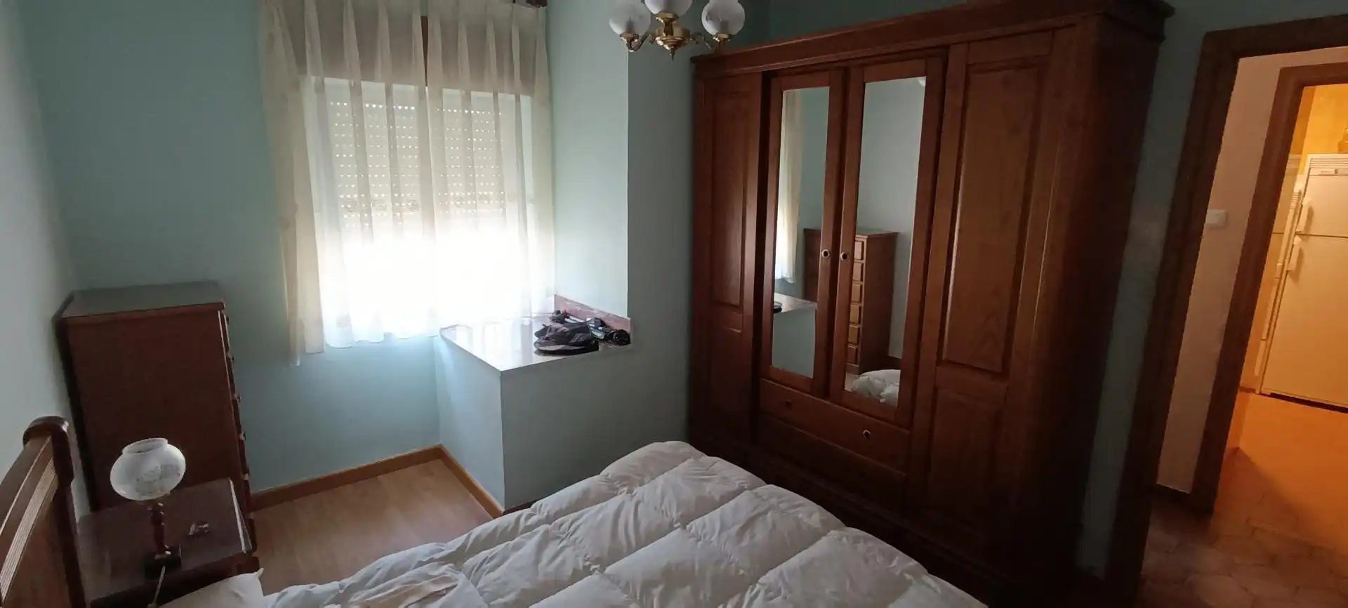 Habitació a Calle de Panama, 39, Zona Alta Dormitori de Casa adosada per a compartir en Ponferrada amb Calefacció, Jardí privat i Parquet