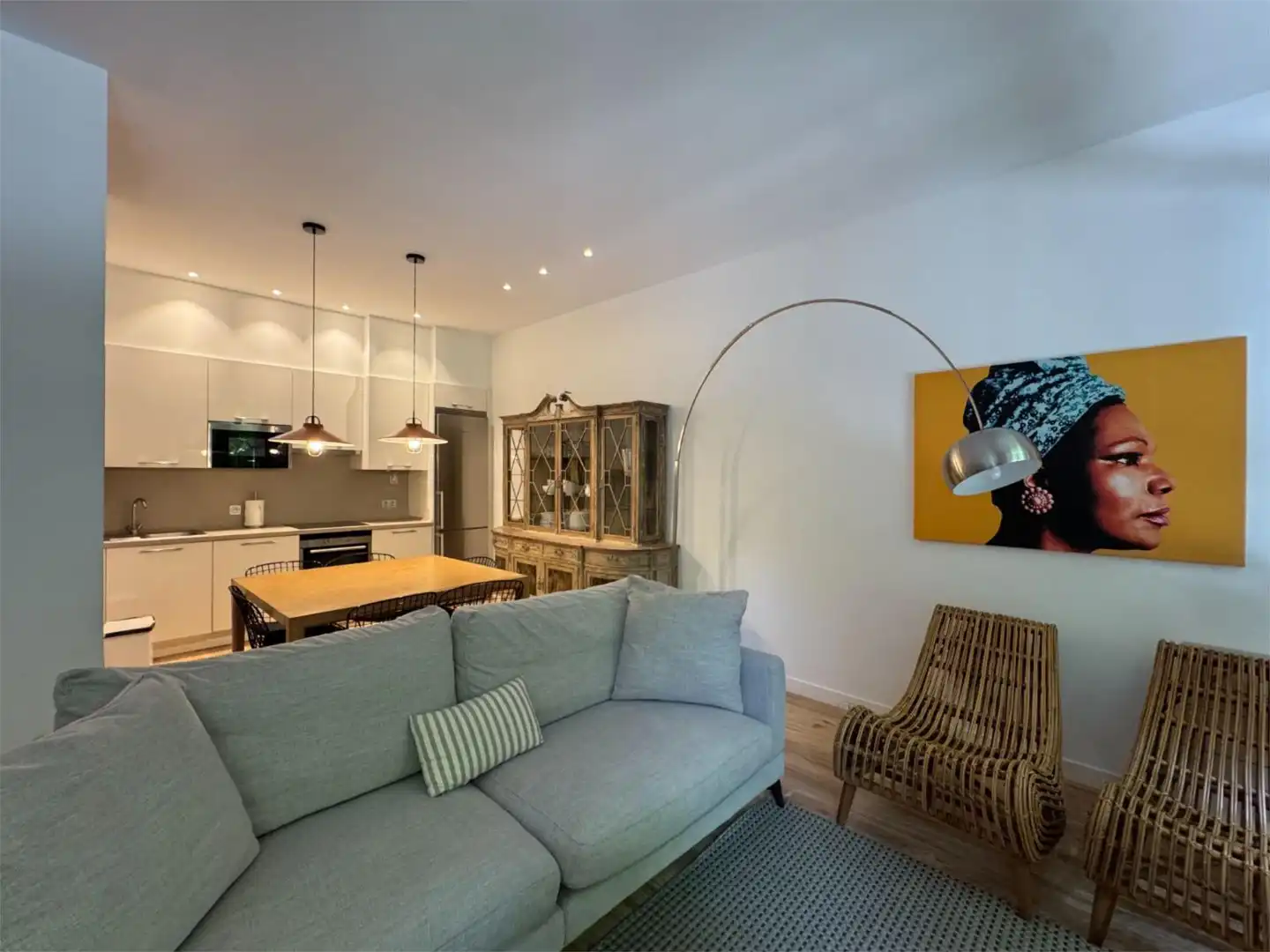 Living room of Flat for rent in Donostia - San Sebastián   with Heating, Parquet flooring and Furnished