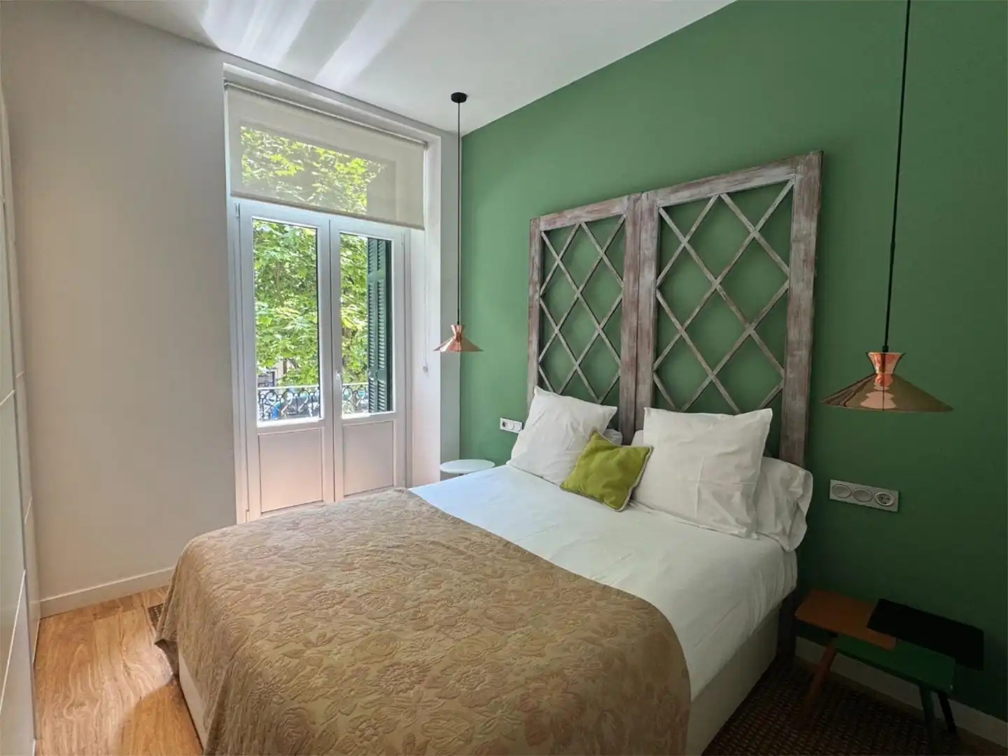 Bedroom of Flat for rent in Donostia - San Sebastián   with Heating, Parquet flooring and Furnished