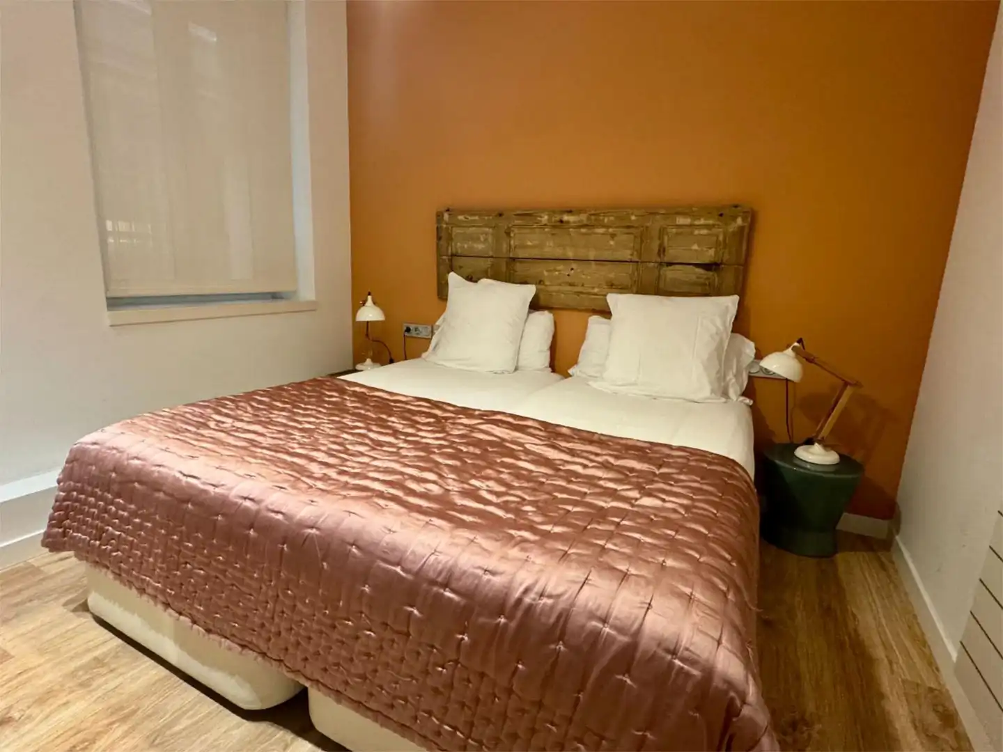 Bedroom of Flat for rent in Donostia - San Sebastián   with Heating, Parquet flooring and Furnished