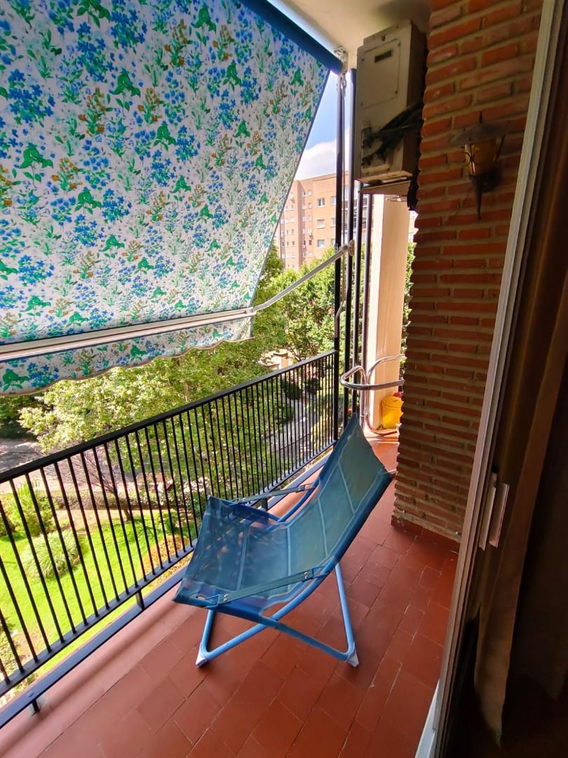 Balcony of Flat for sale in  Madrid Capital  with Air Conditioner, Heating and Parquet flooring