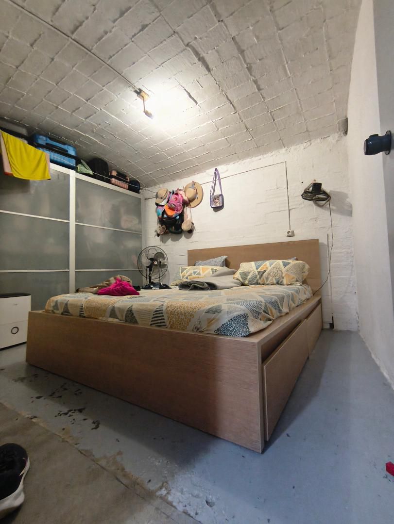 Bedroom of Loft for sale in  Barcelona Capital  with Air Conditioner, Washing machine and Microwave