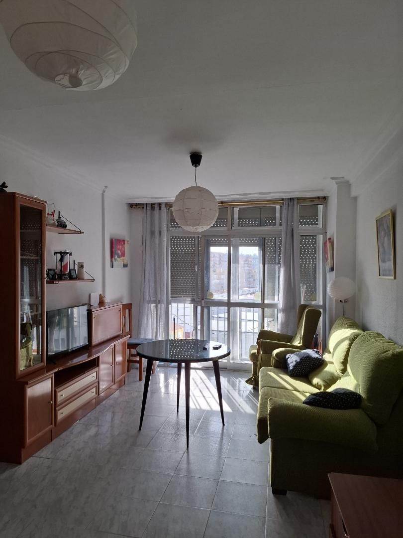 Living room of Flat to rent in  Sevilla Capital  with Air Conditioner, Furnished and Washing machine