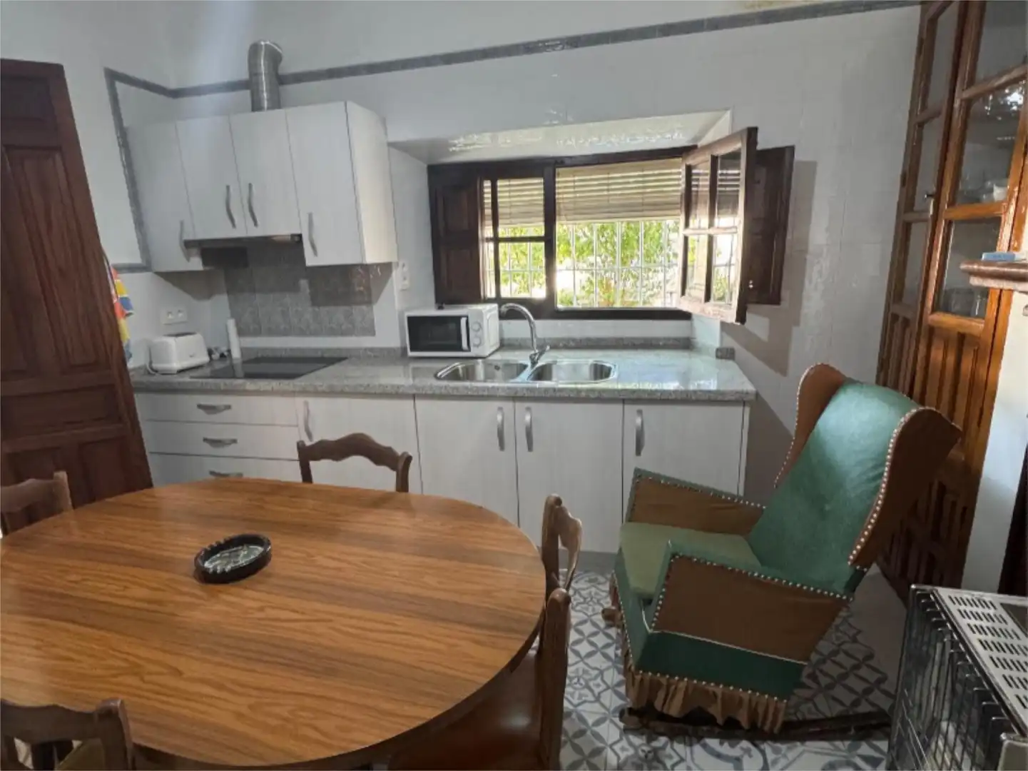 Houses for sale in Calle Luciano Maldonado, 5, Íllora Kitchen of Houses for sale in Íllora with Swimming Pool and Balcony