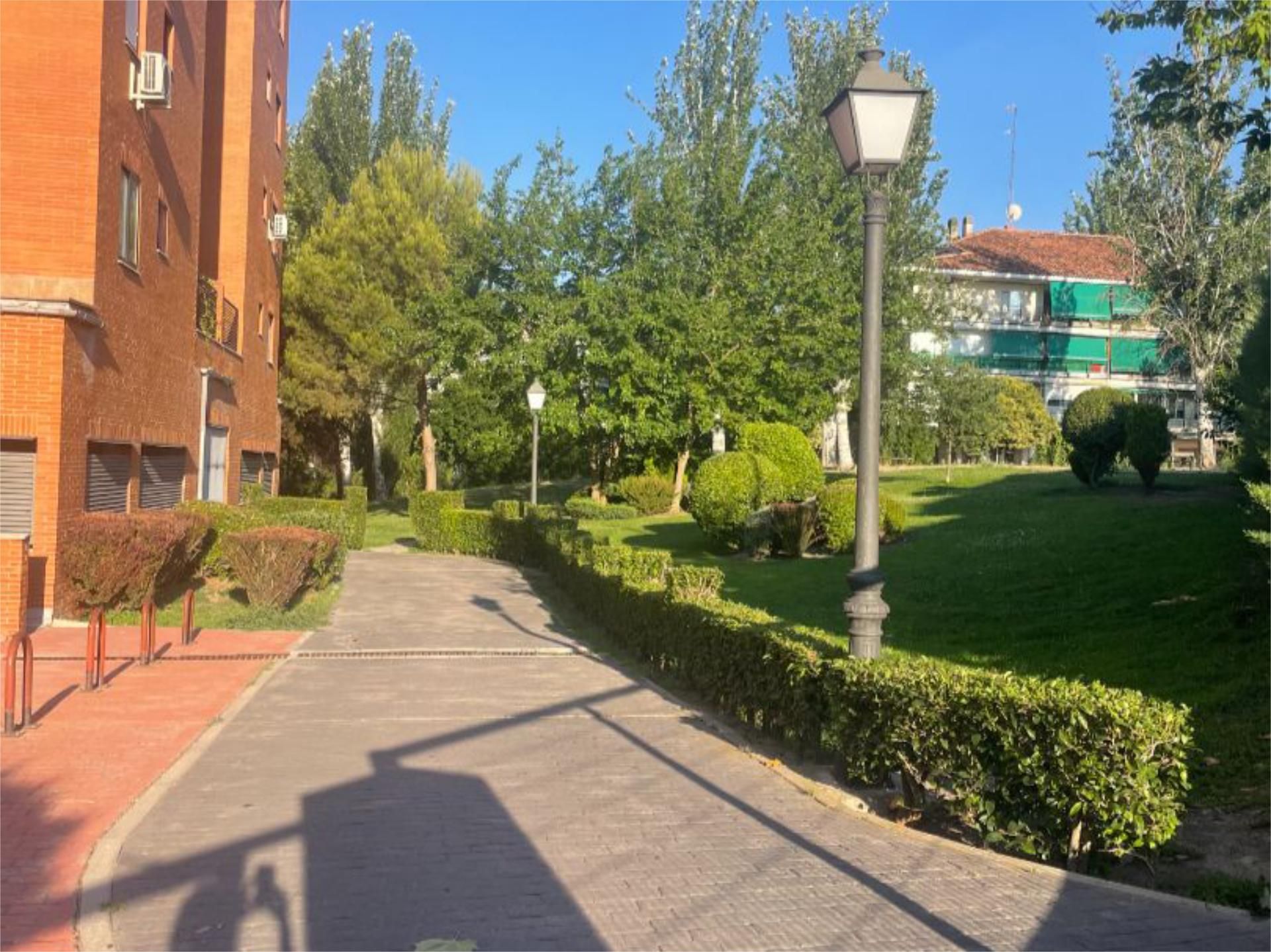 Exterior view of Flat for sale in Móstoles  with Air Conditioner and Swimming Pool