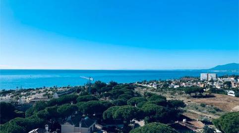 Foto 2 de Apartament en venda a Las Chapas - Alicate Playa, Málaga