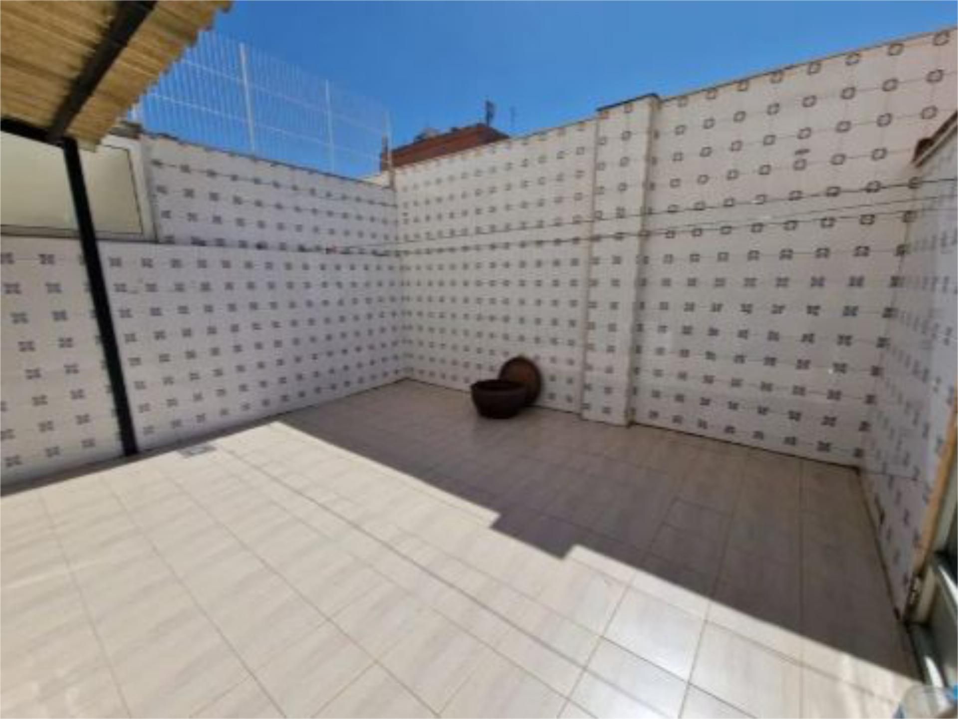 Pis de lloguer a Carrer de Sant Josep de Pignatelli, 12, Barrio de Benicalap