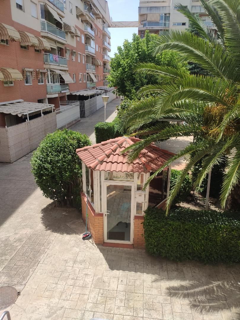 Garden of Flat for sale in Parla  with Air Conditioner, Heating and Parquet flooring