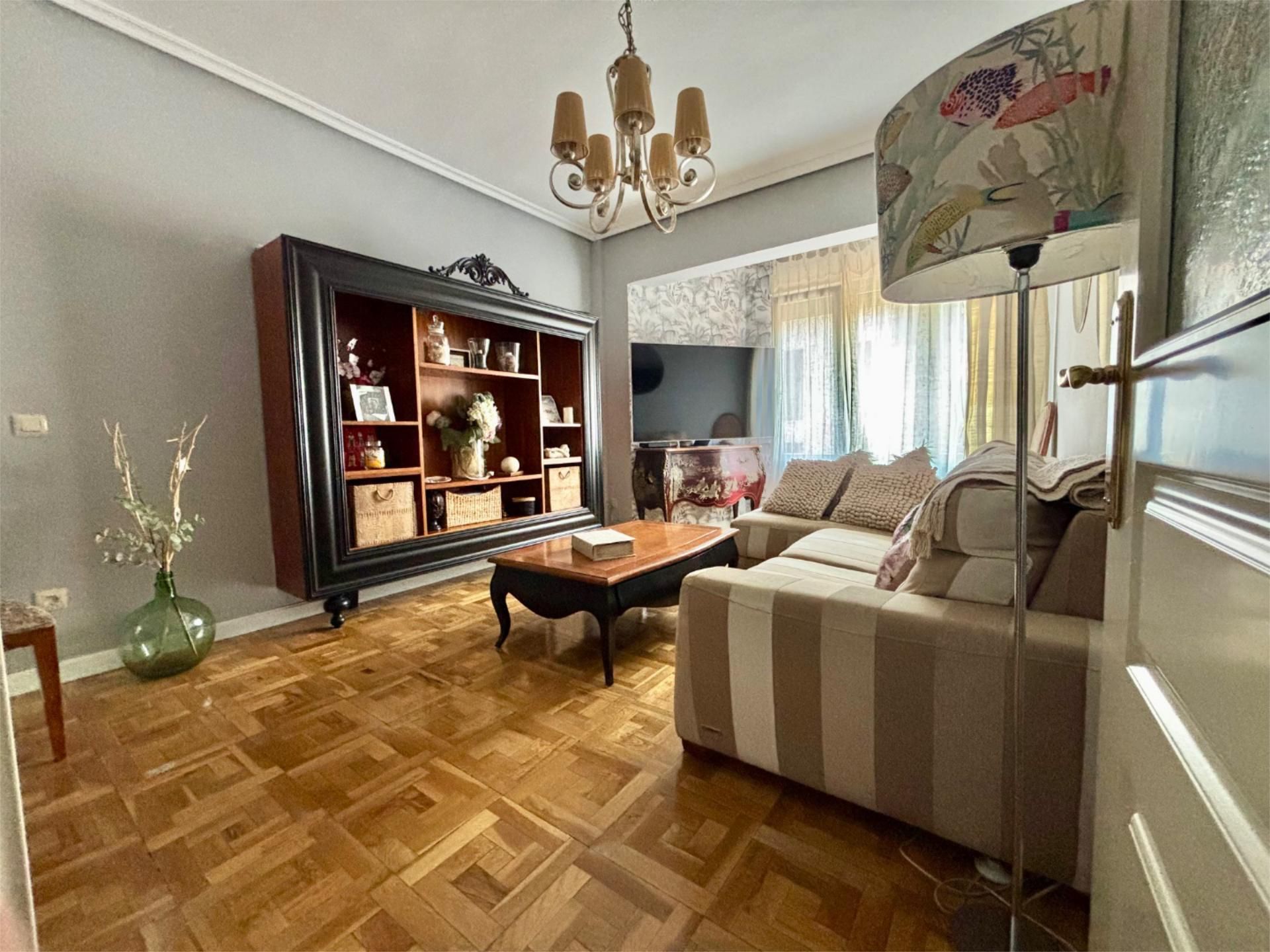 Sala de estar de Piso en venta en Valladolid Capital con Balcón